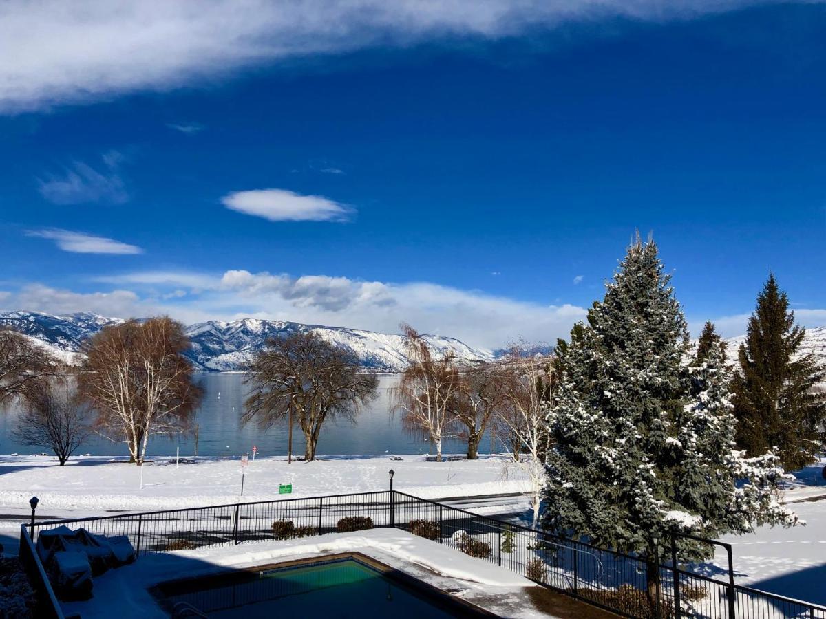 Lakeside And * Chelan